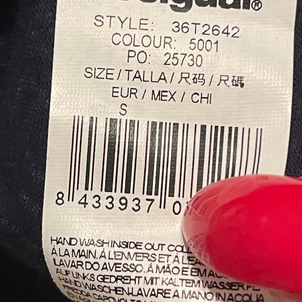 Sweater - Picture 8 of 9